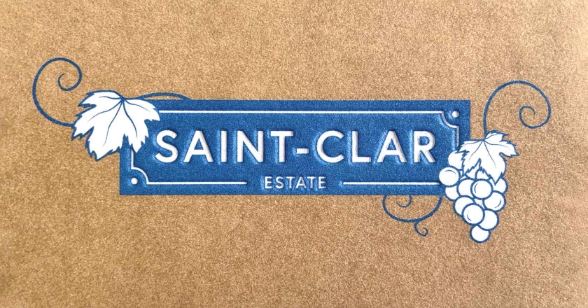 Saint-Clar Estate - Business Cards, Blind Deboss Close-up.